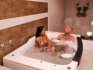 Hot chat and lots of dick in this hot brunettes ass and real cumshot from her screaming ass vagninho e nick niquita