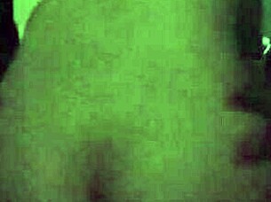 follando en el auto a la esposa de un fan saludos man si se dejo te la regreso bien llenita y con video