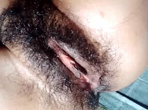 Desi Indian Teen Indoor Amazing Pussy & Boobs Video