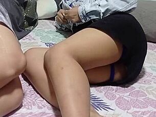 Mi Hermanastra Me Invita A Ver Película Y Me Termina Dando Una Sorpresa Luce Bien Mi Hermanastra