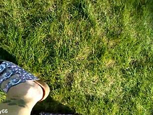 BARFU� IN LATSCHEN, outdoor solo fetish.