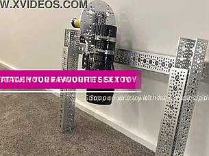 lap dancer vs world's best sex machine: who fucks better?