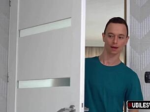 Petite Blonde Princess Ohana Deepthroats And Gets Doggystyled After Bath