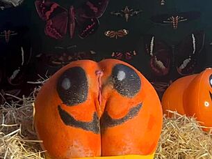 Teen whore gets double creampie in pumpkin patch!