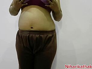 First Time Pregnant Mature Girl's Pussy Hole