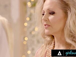 bride carolina sweets rough fuck with milf julia ann 😘