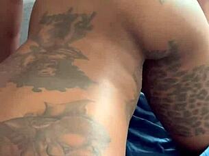 Blonde having fun with friends in a casual setting