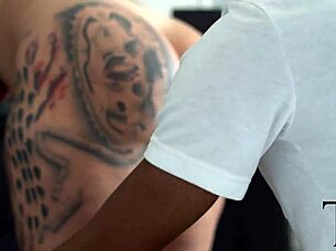 Tatted Blonde Interacts With Long Bbc Savvy G