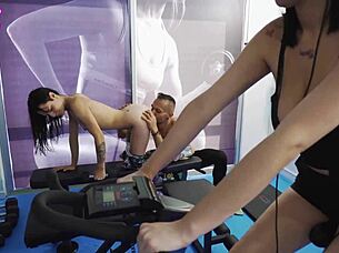 watching the trainer fuck our friend outdoors in the gym 😏