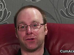 Horny Hottie Swallows Cumshot On Face 😍