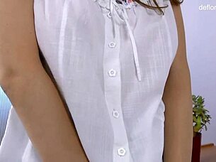 Gadky Utenok's first time solo masturbation session