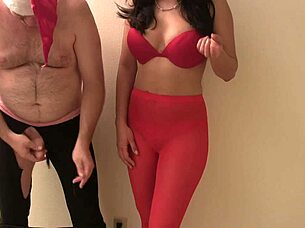 bloke gets cumshot as reward after spanking