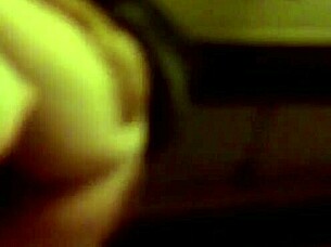 Amateur video of bouncing ass in cowgirl position