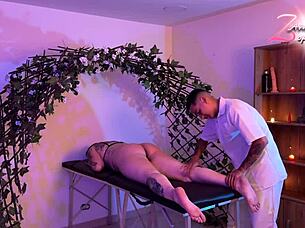 The masseuse left me so horny, I had to masturbate before he came back