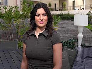 Laury Vraie Lifted by Two Guys in Lingerie