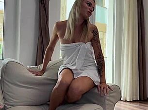 Hot Italian Wife Destroyed by First Giant BBC in Quickie Muff Diving Session