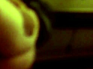 Amateur video of bouncing ass in cowgirl position