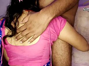 तनख्वाह बढ़ाने का लालच देकर नौकरानी की चुदाई की