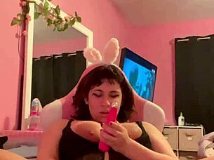 playing with my pussy