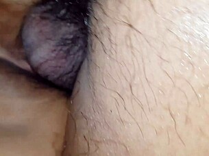 How This Cheating Wife Loves To Moan With Wet Pussy And Big Ass