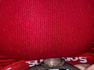 Watching a movie with my stepfather, he creampied my pussy