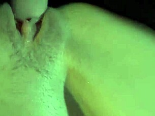 Close up how good it cums