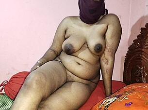 Newly married couple's hot sex ends with cum on face?