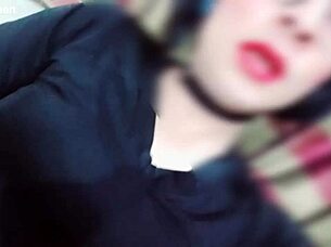 Rubyqueen enjoys anal penetration passionately