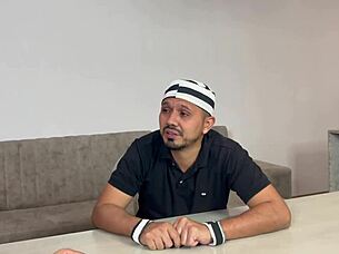 The Prisoner and Melanilatina's Intense Encounter