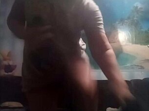 I love this big milf's huge tits