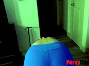 giving it to my step daughter violet starr while she does yoga