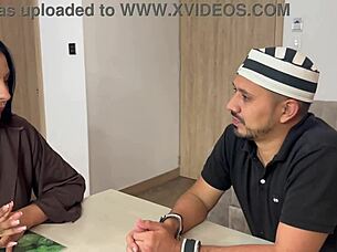 The Prisoner and Melanilatina's Intense Encounter