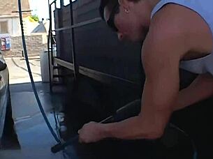 India Summer's Shaved Pussy Deepthroat on Bed