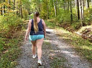 walking outside with mommy and fucking her in the middle of the road 😍