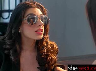 She Seduced Me The Informant With Hairy Pussy And Muff Diving