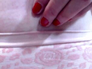 during heatwave i offered ac repair guy my wet pussy as payment