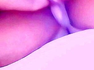 dat slim pussy so tight n sweet, i jus wanna lick it all day