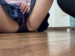 mature asian girl masturbates raw, ready to bear children.