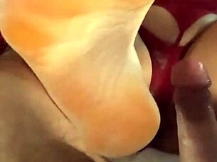 I'm Miss Raquel, and My Feet Are Fucking in the Motel, Oh!