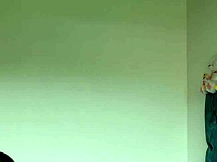 CHORROS DE LECHE SQUIRT CHICA MASTURBANDOSE CON JUGUETES