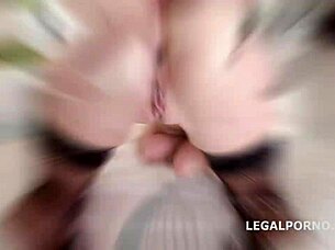 blackbuster mike chapman takes on july sunn in a wild 1on1