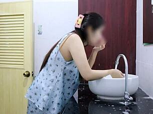 Fresh Shower Fun with Amateur Teen Babe.