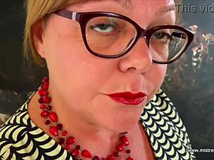 Dominatrix Mistress April Treats Ms Kittens' Private Patient in Cock Clinic