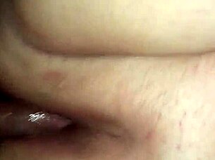 Wet BBW enjoys intimate moment