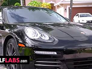 Sexy hot milf seeks man for hardcore blowjob and cumshot