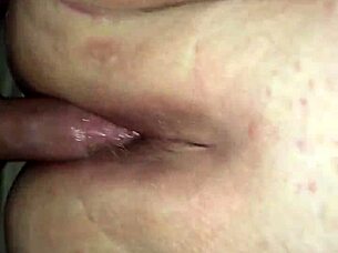 Wet BBW enjoys intimate moment