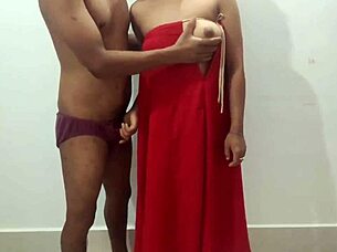 I watch the indian milf aunty get fucked