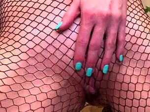 imagine my tight pussy riding your big dick? we cum together