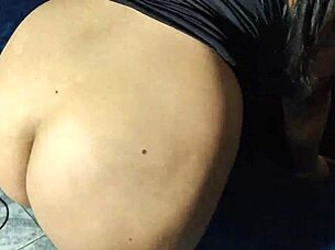 Sucking a shy girl's pussy gently.