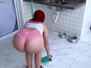 Contratei essa empregada ela ficou pelada a bunda dela � gigante